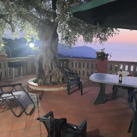 Casa Con Terrazza Panoramica * Gioiosa Marea