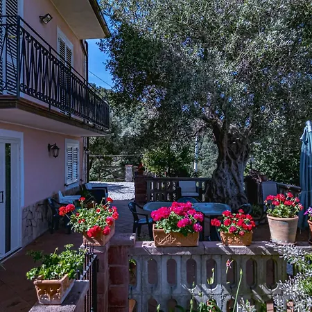 Casa Con Terrazza Panoramica Lägenhet