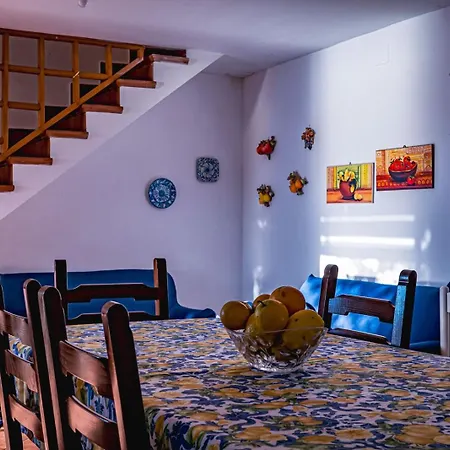 Casa Balsima Con Terrazza Panoramica Vista Eolie